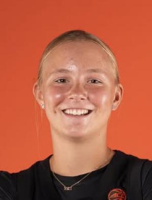 Claire Stoops Claire Stoops