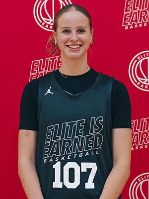 Sadie Hollander